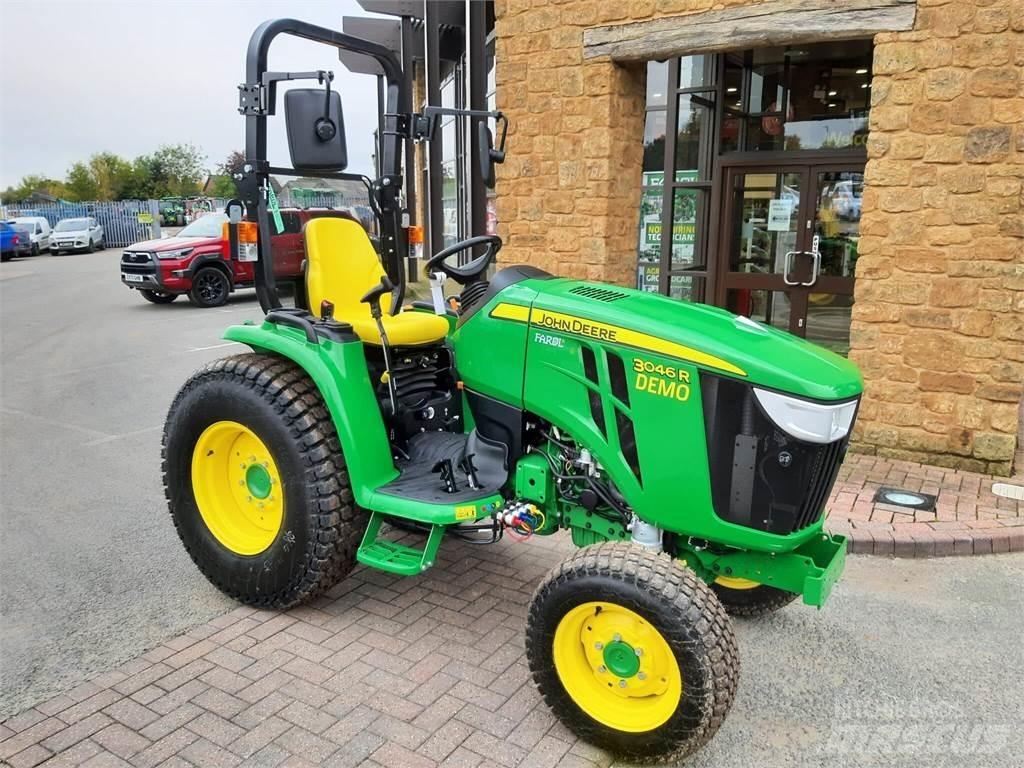John Deere 3046R Manjši traktorji
