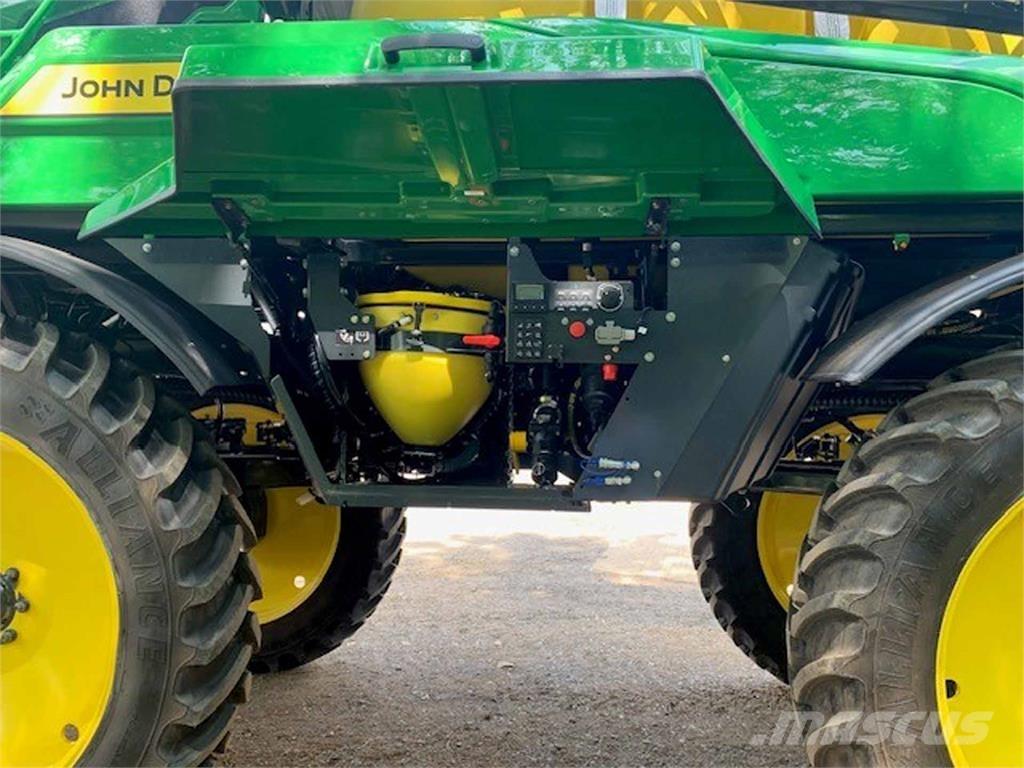 John Deere 340M Samohodne škropilnice