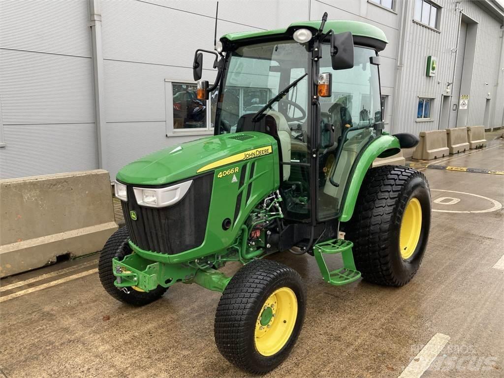 John Deere 4066R Manjši traktorji