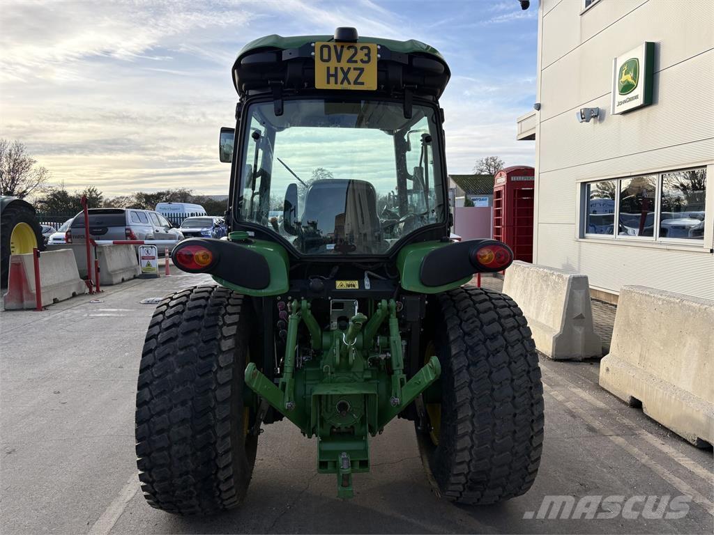 John Deere 4066R Manjši traktorji