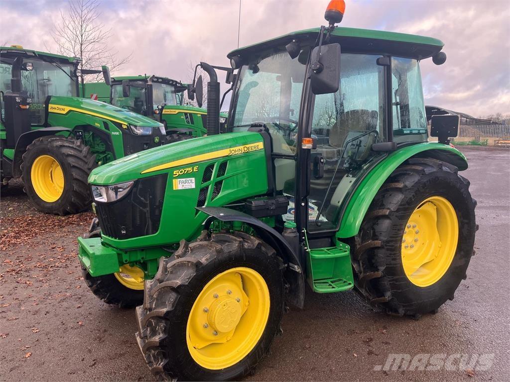 John Deere 5075E Traktorji