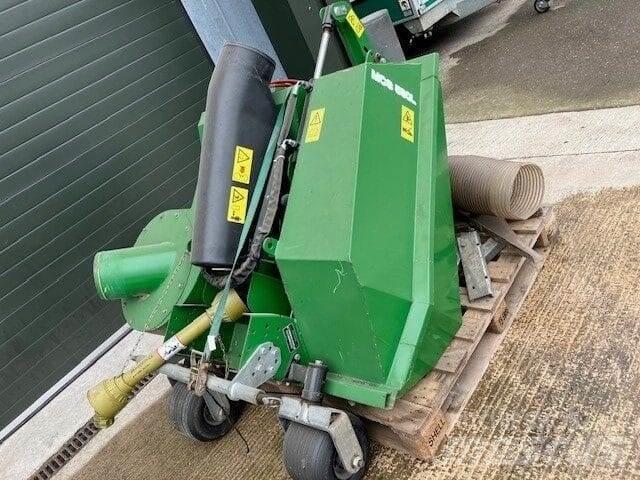 John Deere 580L Nega okolice - drugo