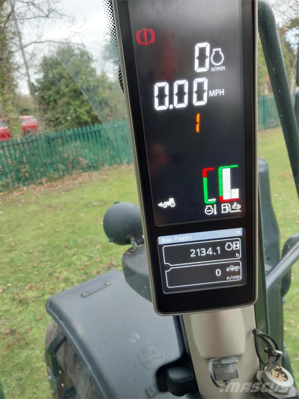 John Deere 6100M Traktorji