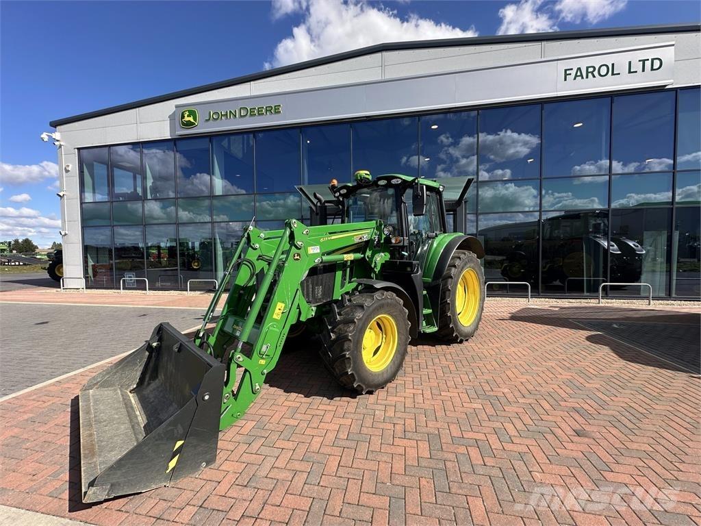 John Deere 6110M Traktorji
