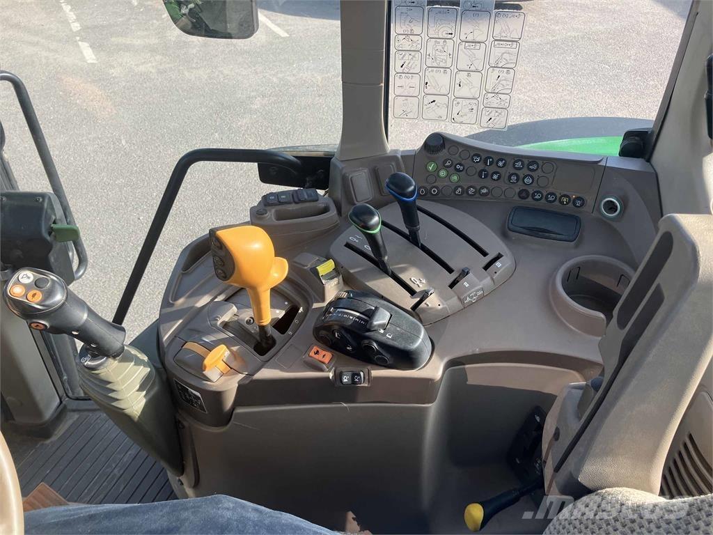 John Deere 6120M Traktorji