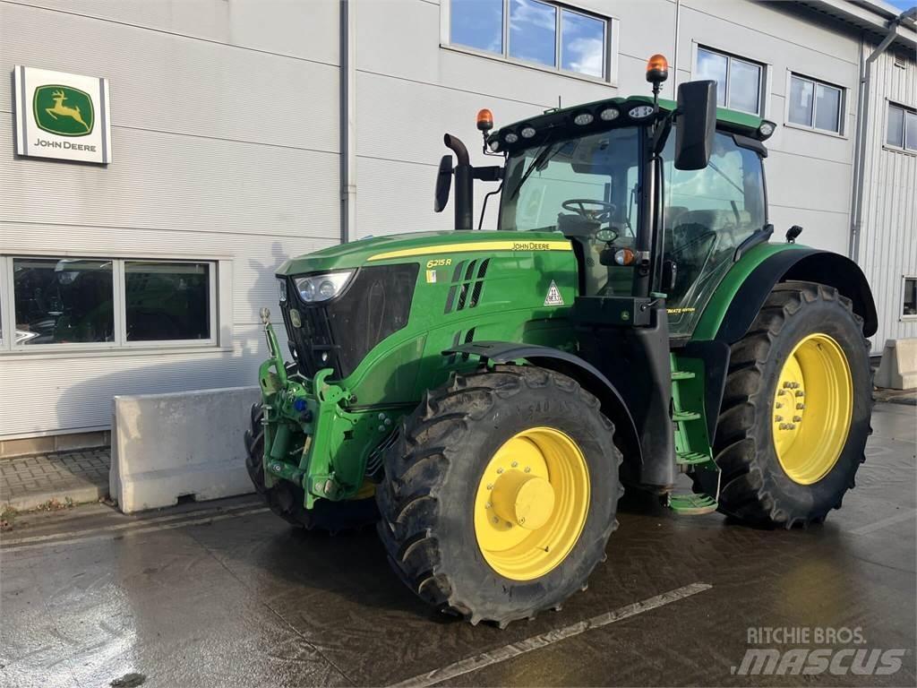 John Deere 6215R Traktorji