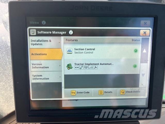 John Deere 6215R Traktorji