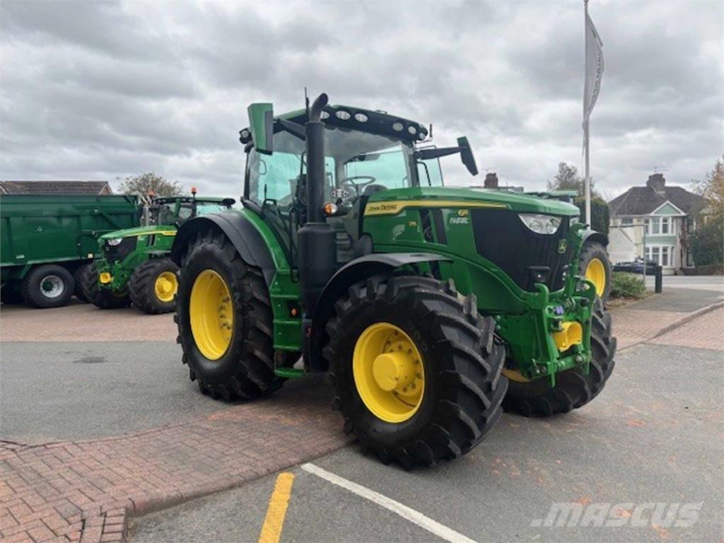 John Deere 6R 215 Traktorji