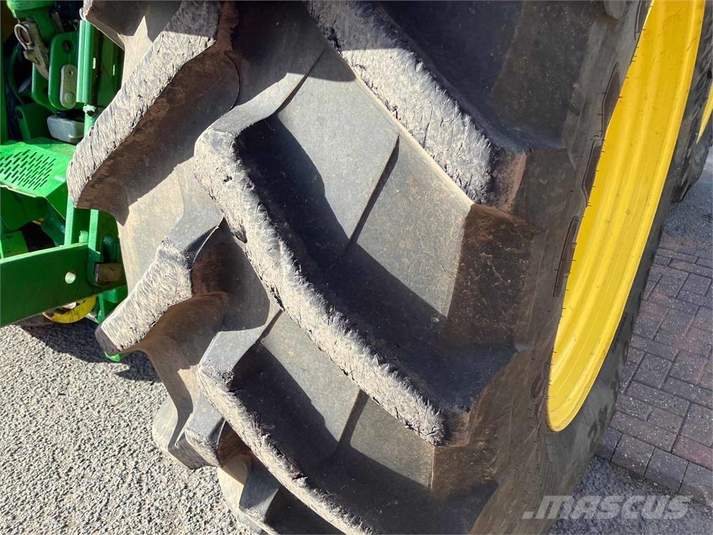 John Deere 6R 215 Traktorji