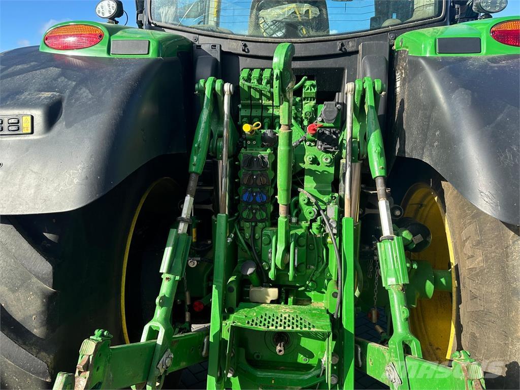 John Deere 6R 215 Traktorji