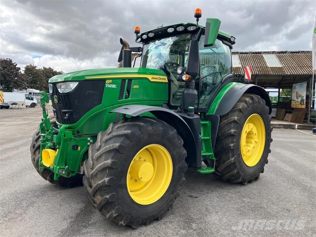 John Deere 6R 250 Traktorji