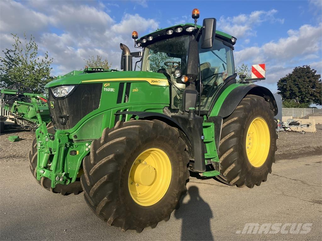 John Deere 6R 250 Traktorji
