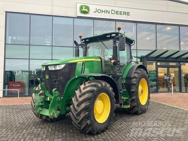 John Deere 7310R Traktorji