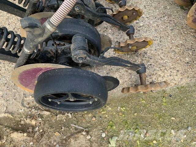 John Deere 750A Sejalnice