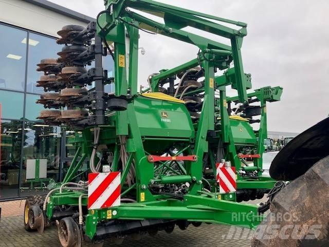 John Deere 750A Sejalnice