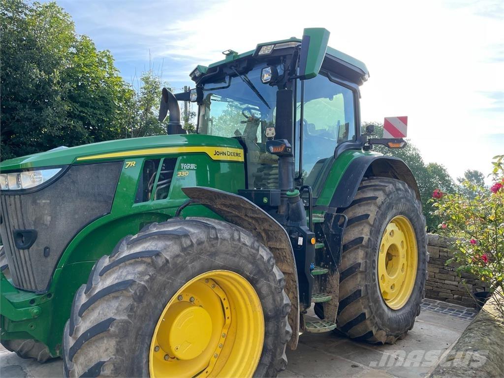 John Deere 7R 330 Traktorji