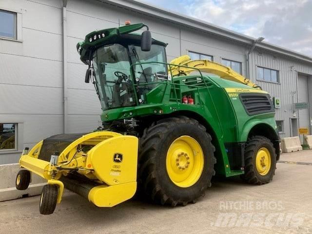 John Deere 8500i Stroji za krmo na lastni pogon