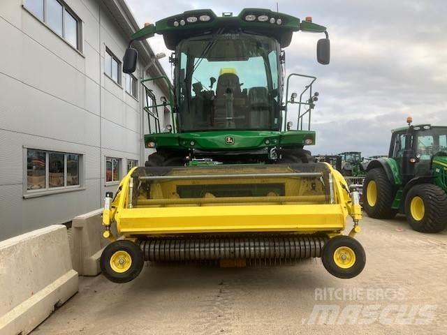 John Deere 8500i Stroji za krmo na lastni pogon