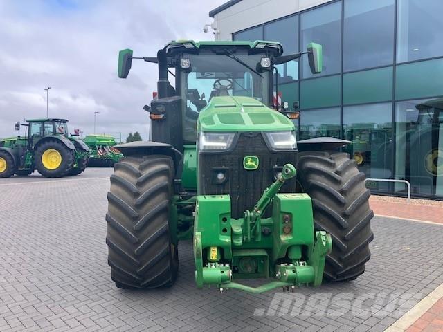 John Deere 8R 370 Traktorji