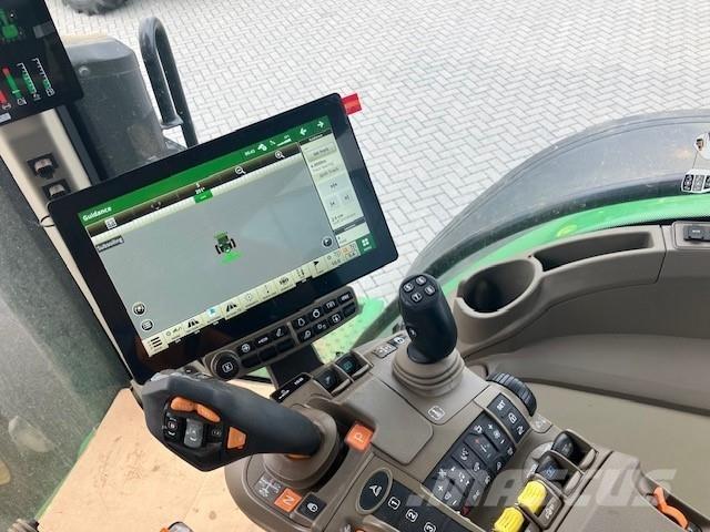 John Deere 8R 370 Traktorji
