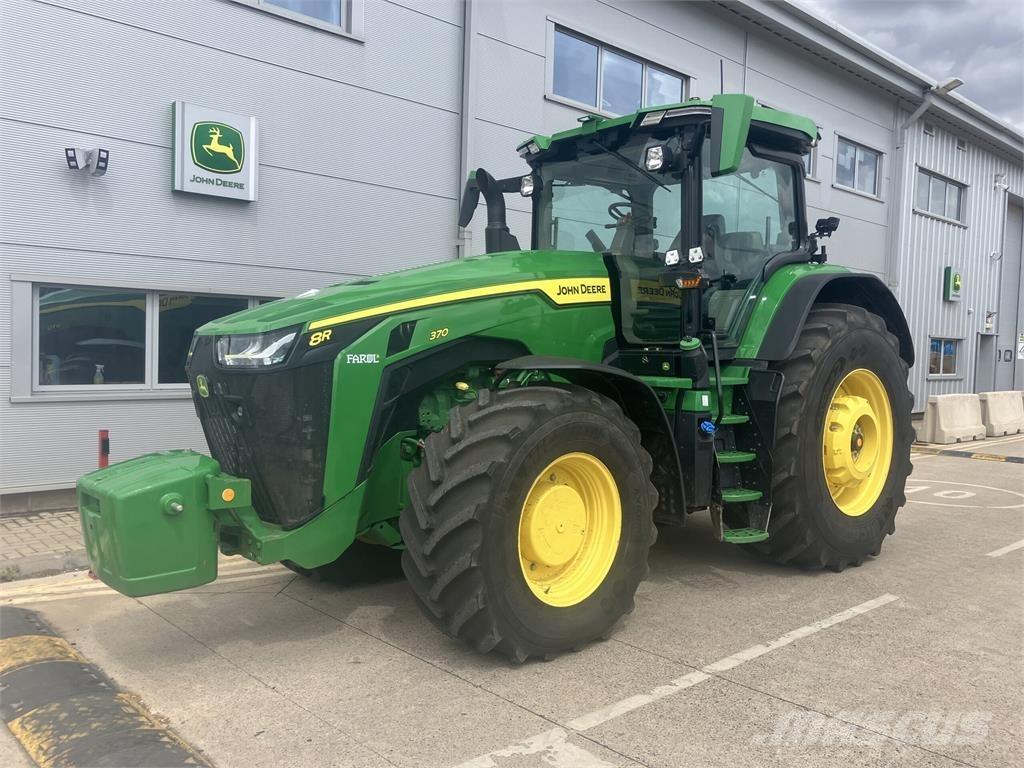 John Deere 8R 370 Traktorji