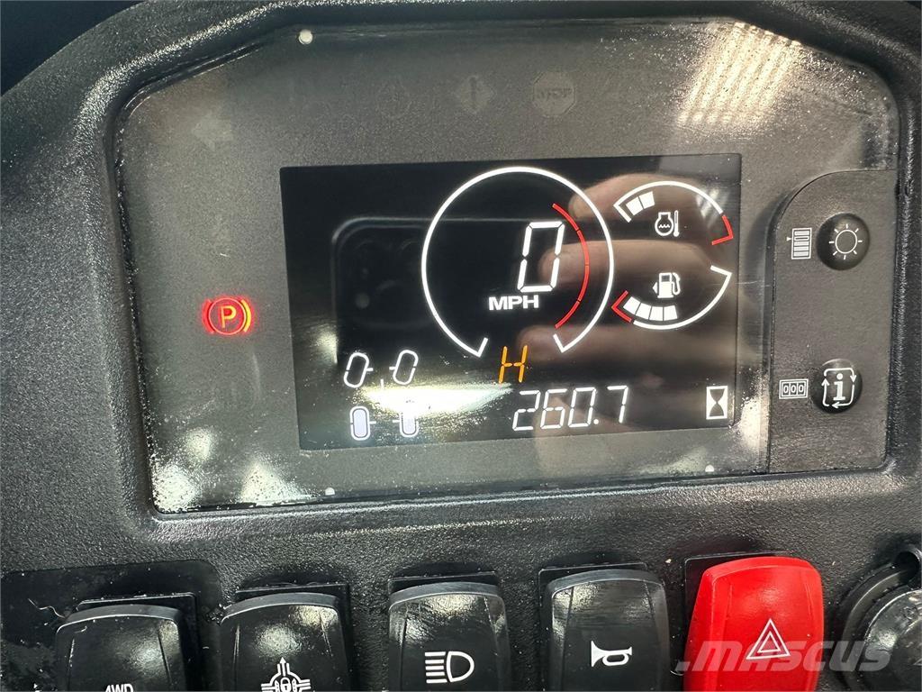 John Deere HPX815E Pomožni stroji