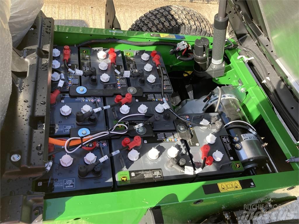 John Deere TE Gator Pomožni stroji