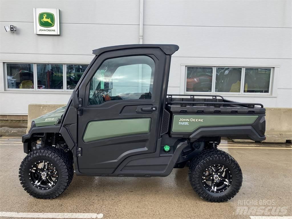 John Deere XUV875M Pomožni stroji
