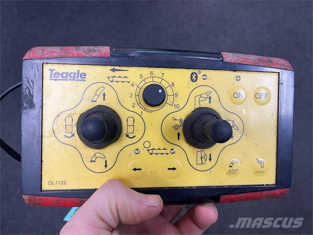 TEAGLE 8100 Trosilniki gnoja