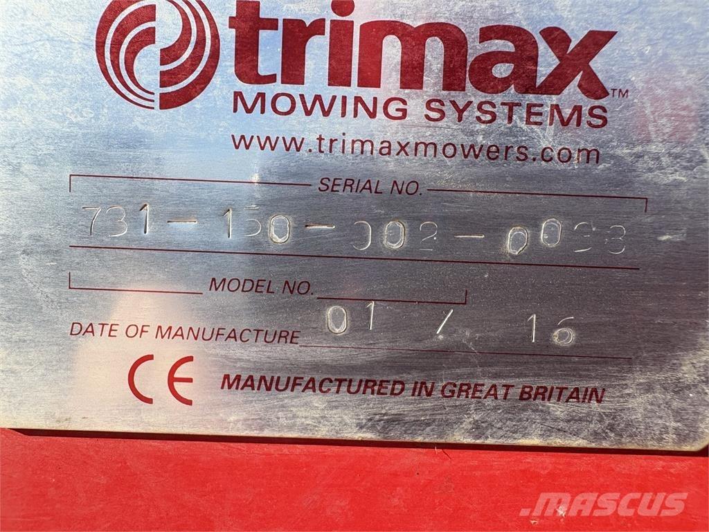 Trimax Striker 150 Priključne in vlečne kosilnice