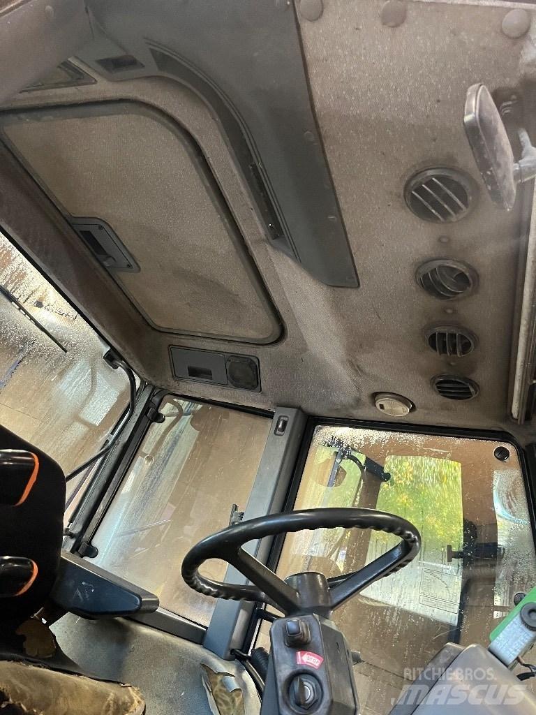 Ford 7840 SLE Traktorji
