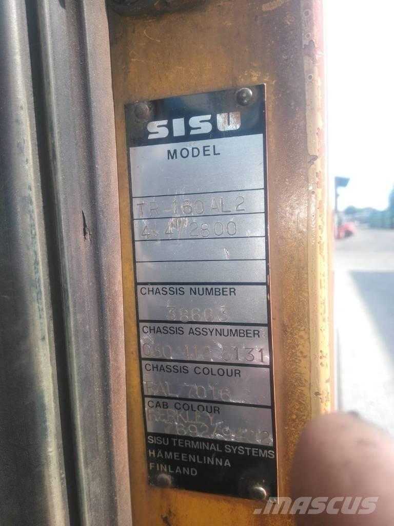 Sisu TR160 AL 4 X4 Terminalni vlačilci