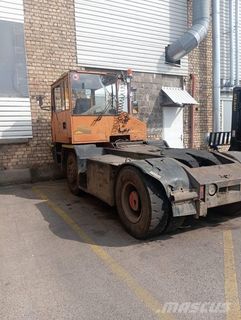 Sisu TR160 AL 4 X4 Terminalni vlačilci