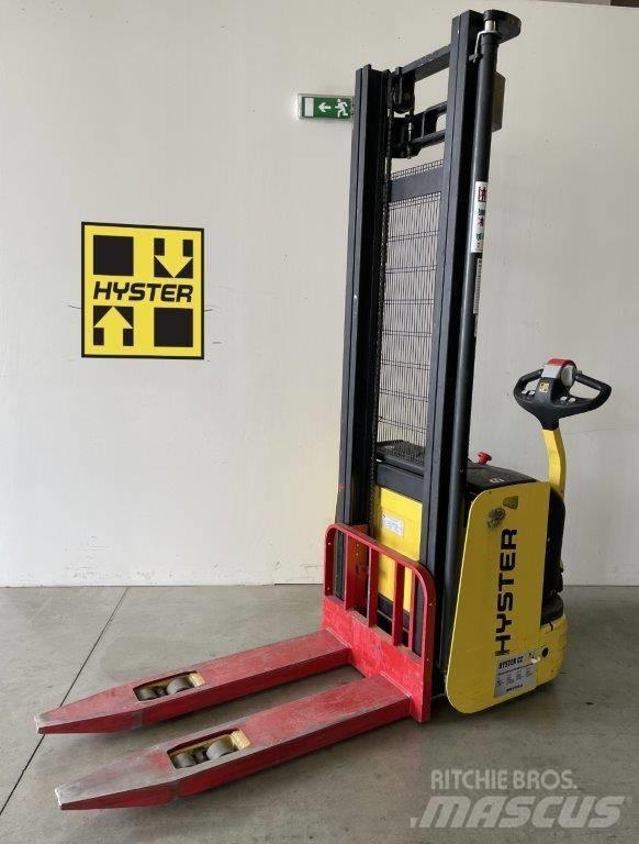 Hyster S1.2 Ročni električni viličar