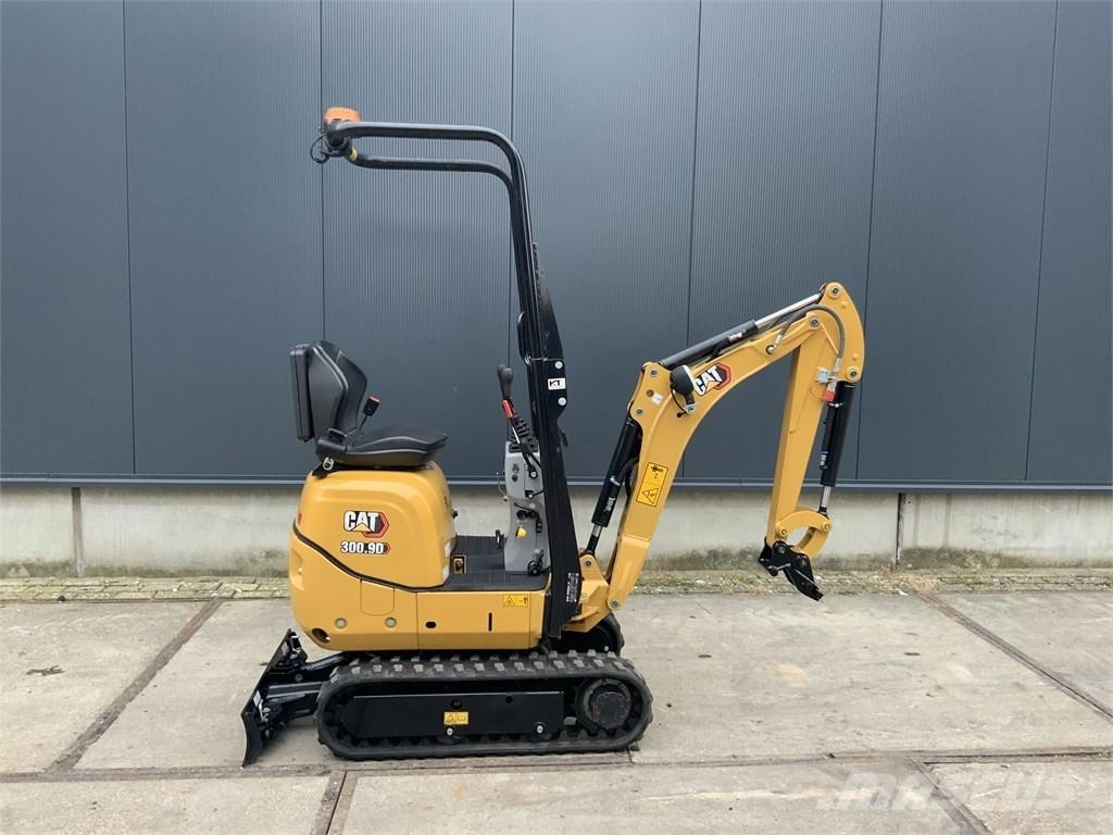 CAT 300.9 D Mini bagri <7t