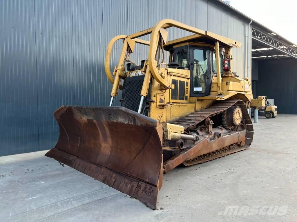 CAT D7H Buldožerji goseničarji