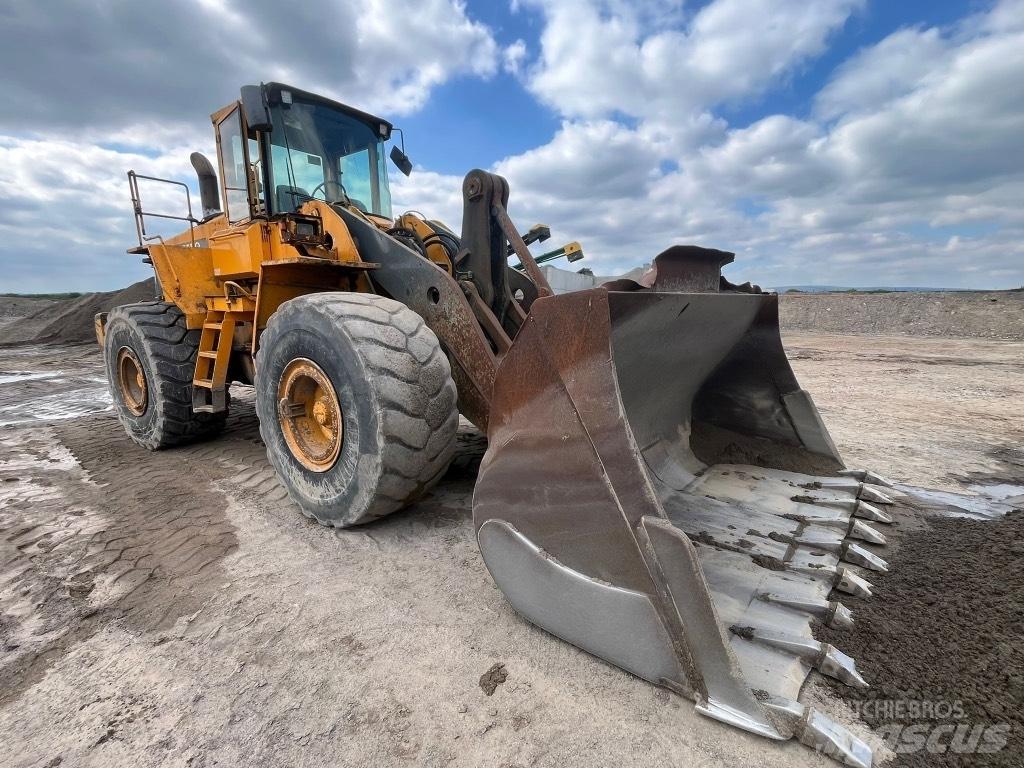 Volvo L180c Kolesni nakladalci