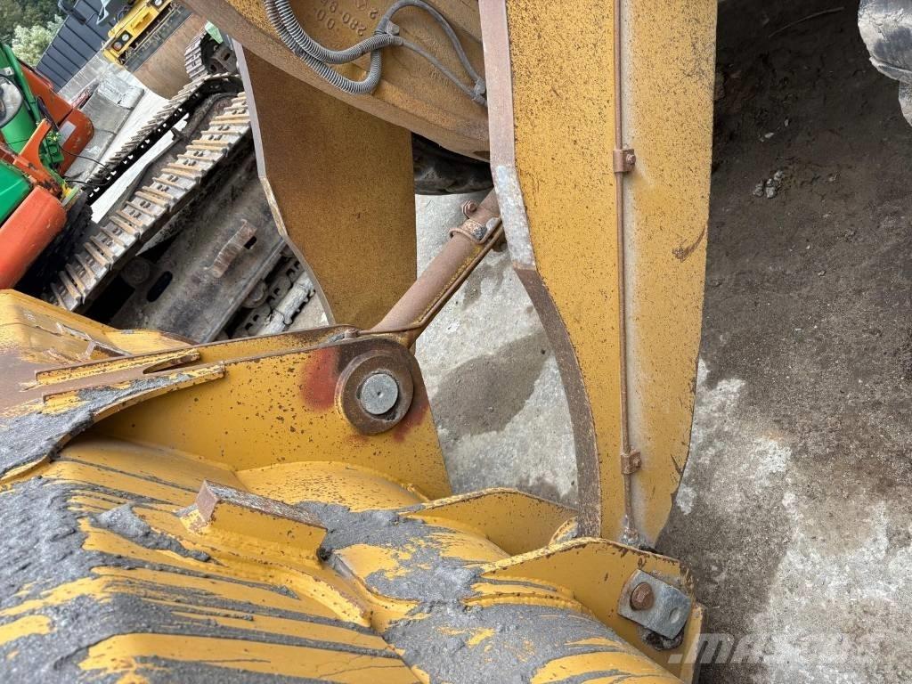 CAT 972 H Kolesni nakladalci