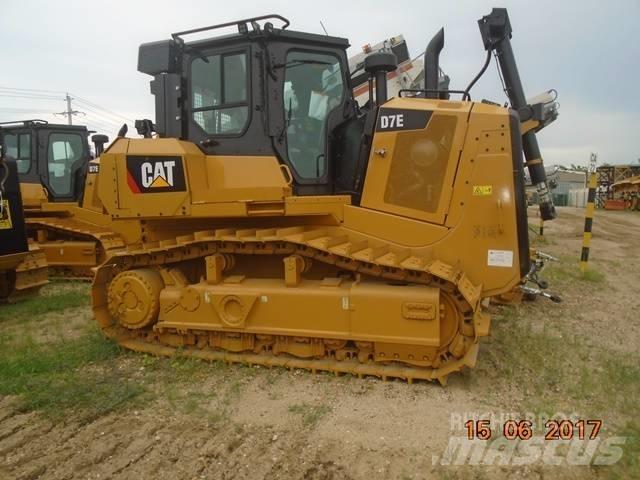 CAT D7E Buldožerji goseničarji