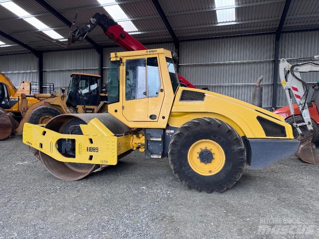 Bomag BW 213 D H-4 Enojni valjarji