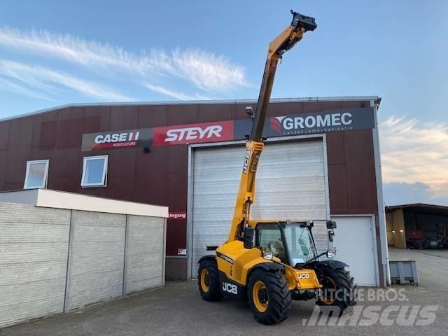 JCB 530-60 Kmetijski teleskopski nakladalci