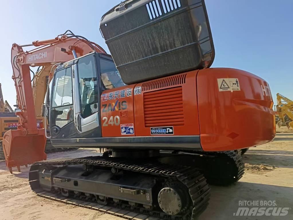 Hitachi ZX 240 Bagri goseničarji