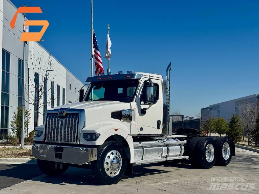 Western Star 49X Vlačilci