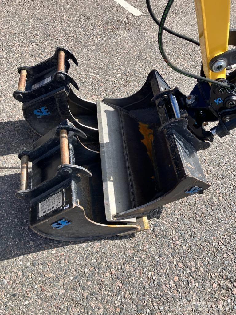 New Holland E14D Mini bagri <7t