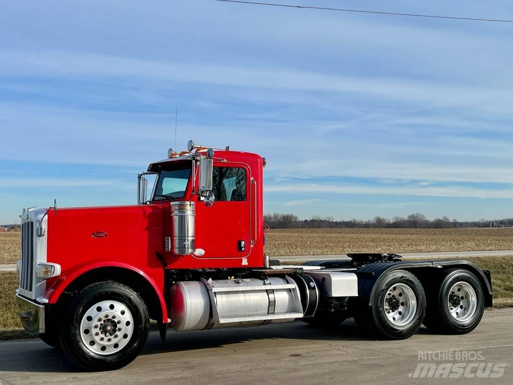Peterbilt 388 Vlačilci