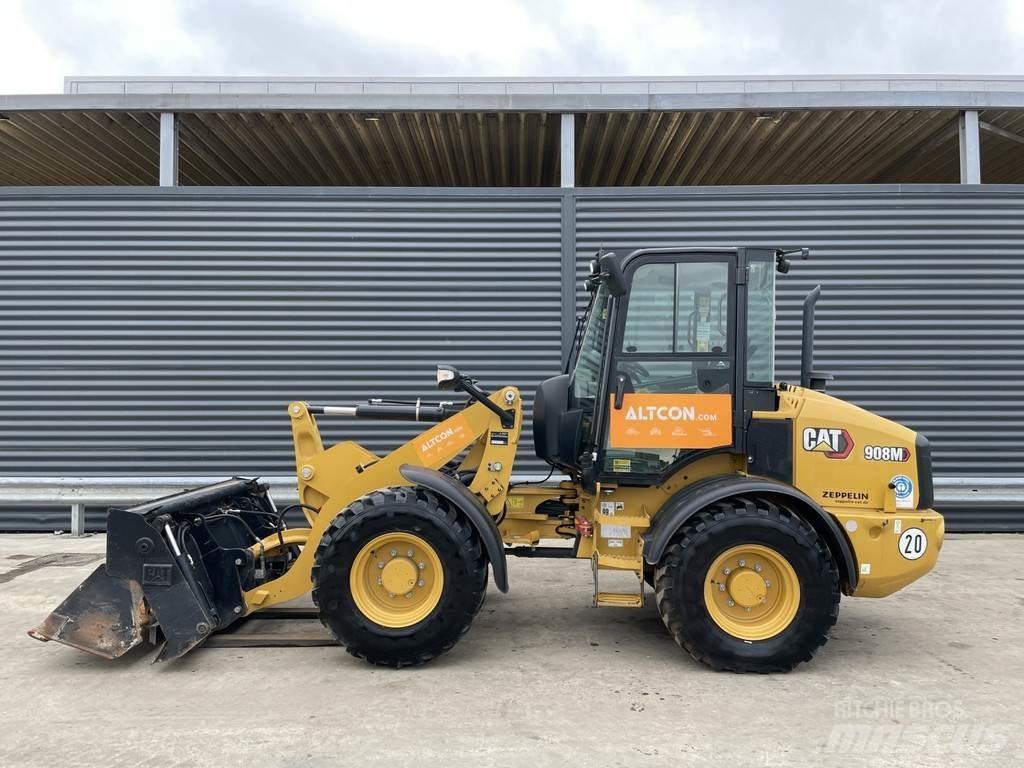 CAT 908M Kolesni nakladalci
