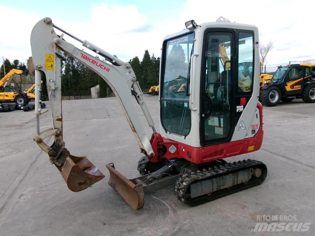 Takeuchi TB 216 Mini bagri <7t