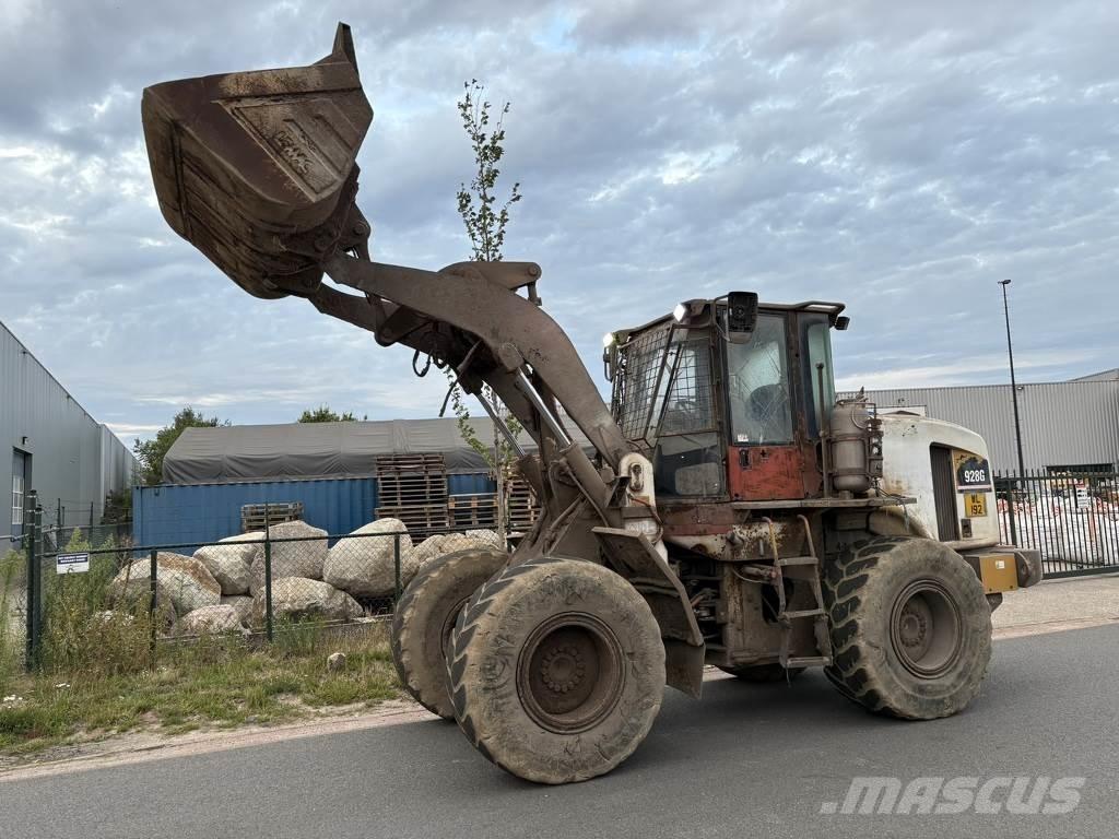 CAT 928 G Kolesni nakladalci