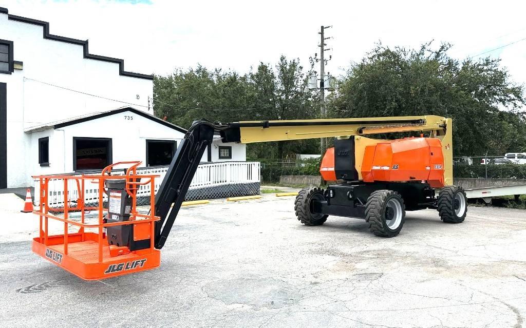JLG 800 AJ Zglobne dvižne ploščadi