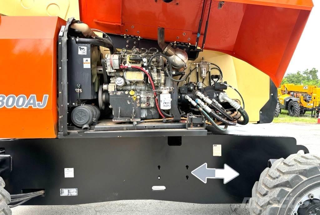 JLG 800 AJ Zglobne dvižne ploščadi